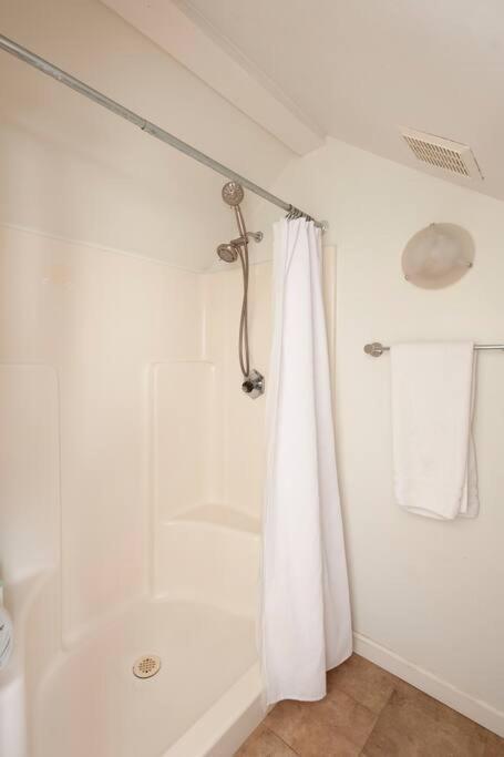 30 Pct Off!! Limited Time! Malibu Serene Cottage With King Bed, Near Beach & Hiking Trails & Central Malibu Esterno foto